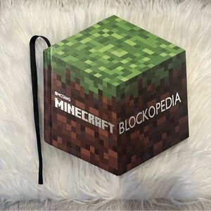 Mojang Minecraft Blockopedia Hardcover Book